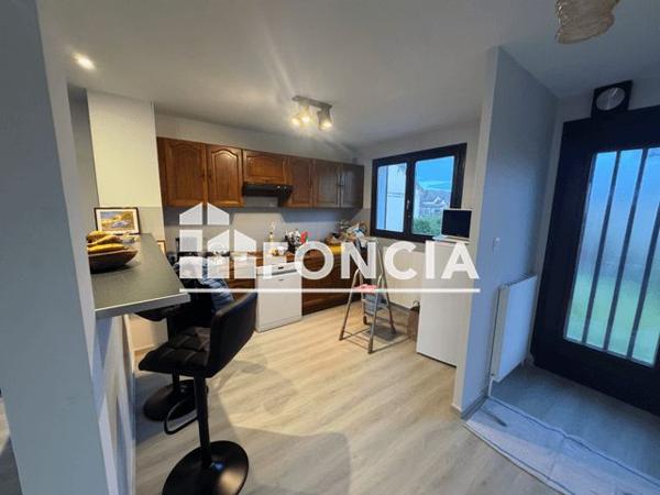 Location Maison 3 pièces 67.75 m² - Champs-sur-yonne 89290