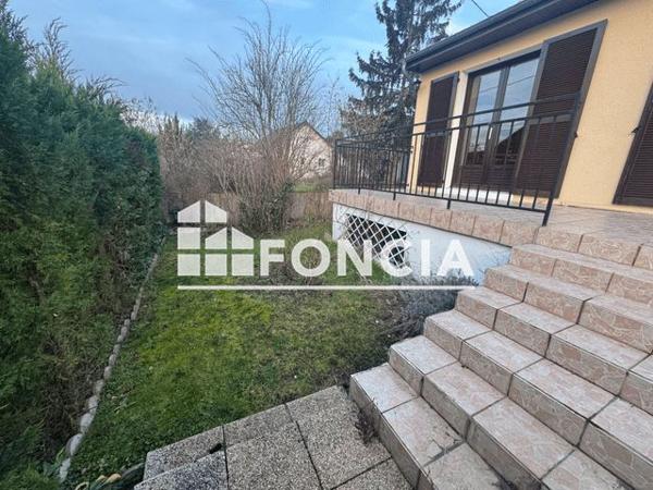 Location Maison 3 pièces 67.75 m² - Champs-sur-yonne 89290