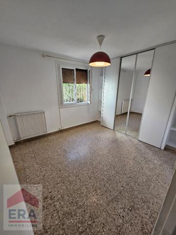 A VENDRE MARSEILLE 13014 BON SECOURS APPARTEMENT T2 PARKING EN SOUS SOL CAVE