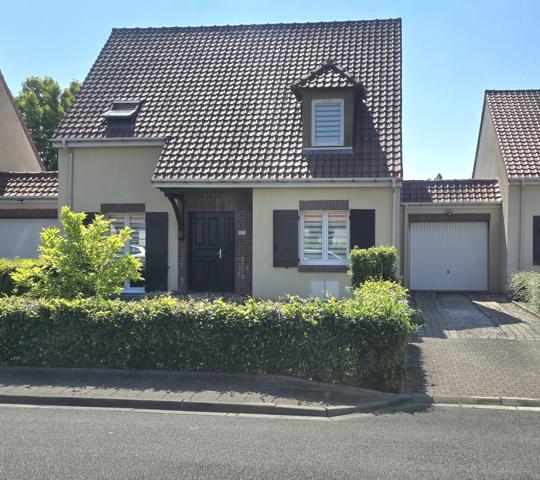 Bruay-la-Buissière (62700) Pavillon individuel en semi plain- pied à louer au prix de 900 euros