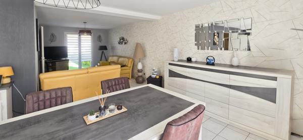 Bruay-la-Buissière (62700) Pavillon individuel en semi plain- pied à louer au prix de 900 euros