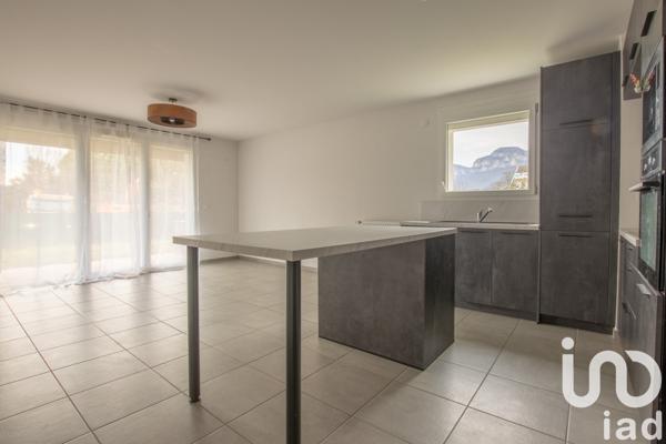 Appartement à vendre 3 pièces 67 m² Challes-les-Eaux