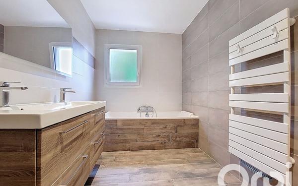 Maison à vendre    4 pièces •  Saint-Estève