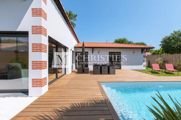 Gujan-Mestras Maison contemporaine avec piscine