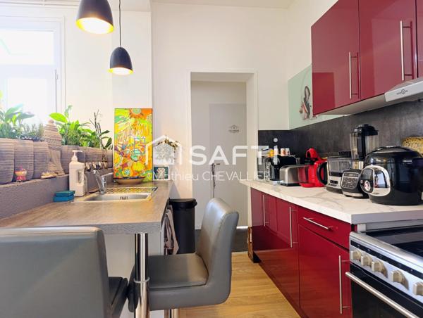 Maison rénovée avec jardin à 5 min du centre.