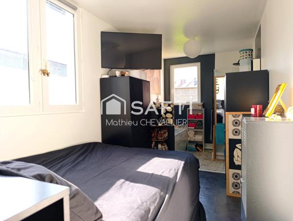 Maison rénovée avec jardin à 5 min du centre.