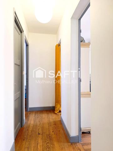 Maison rénovée avec jardin à 5 min du centre.