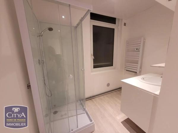 Appartement à louer 2 pièces 65.63m² Denain (59220)