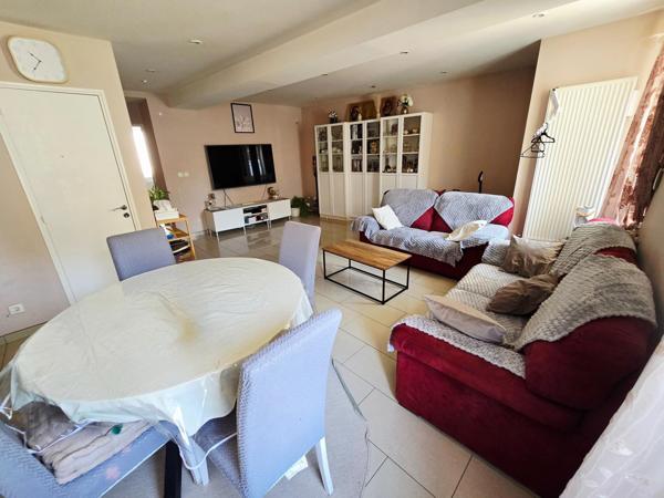 À vendre – Grand T3 de 77 m² – 1er étage – Petite copropriété à faibles charges