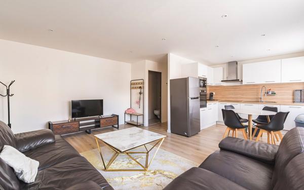 Appartement à vendre    4 pièces • 72,99 m2 Reims