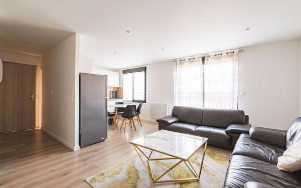 Appartement à vendre    4 pièces • 72,99 m2 Reims