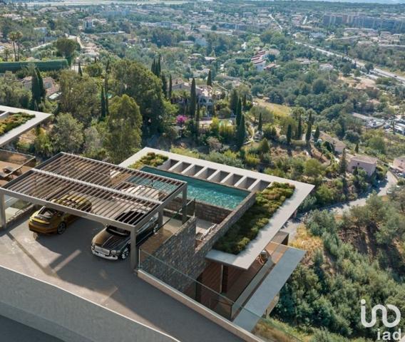 Maison 4 pièces de 165 m² à Mandelieu-la-Napoule (06210)