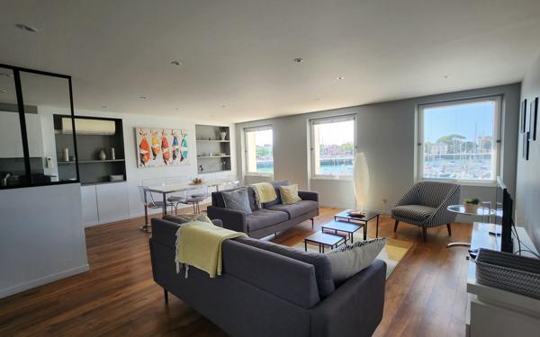 Appartement à vendre    3 pièces • 138 m2 La Rochelle