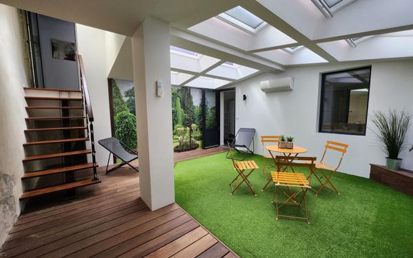 Appartement à vendre    3 pièces • 138 m2 La Rochelle