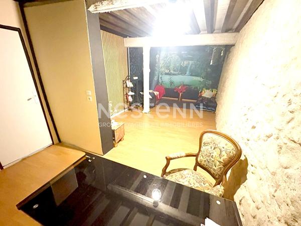 A VENDRE MAISON MITOYENNE SUR LAVELANET / POSSIBILITE DE FAIRE 4 LOGEMENTS