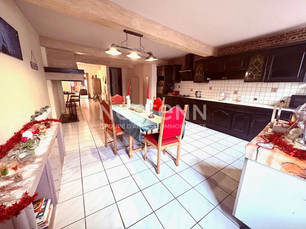 A VENDRE MAISON MITOYENNE SUR LAVELANET / POSSIBILITE DE FAIRE 4 LOGEMENTS