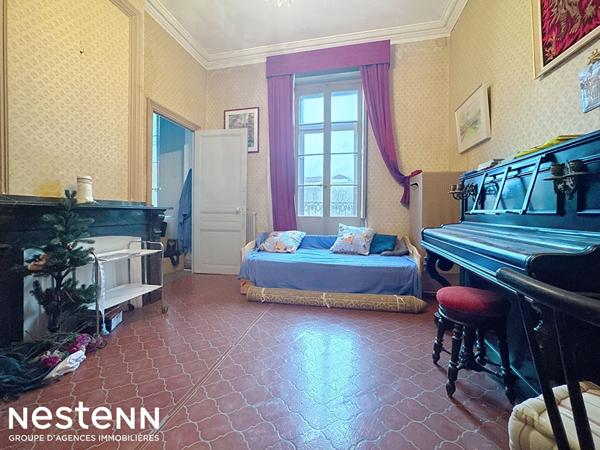 Immeuble historique de caractère de 410.50 m² au coeur de la ville de Narbonne