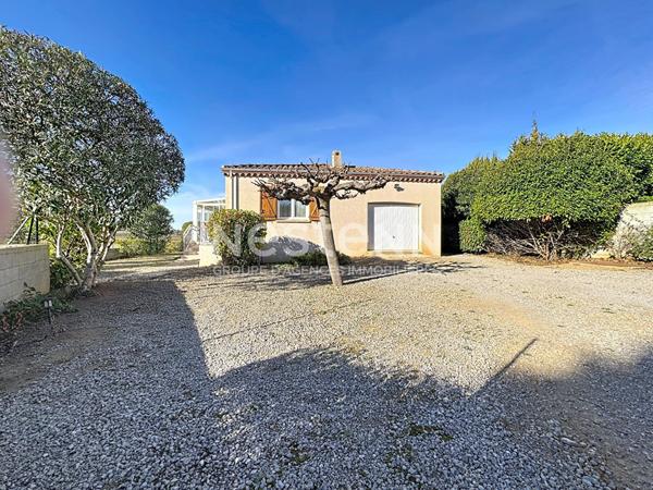 Belle maison de plain-pied 4 faces à Névian (127 m² habitables sur 960m²)