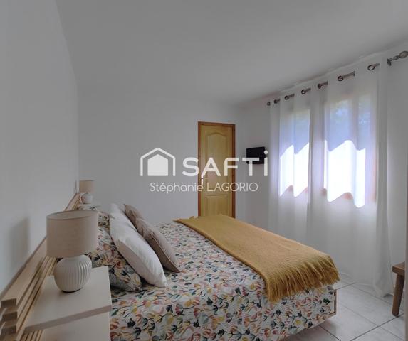 Maison 6 pièces de plain-pied avec piscine