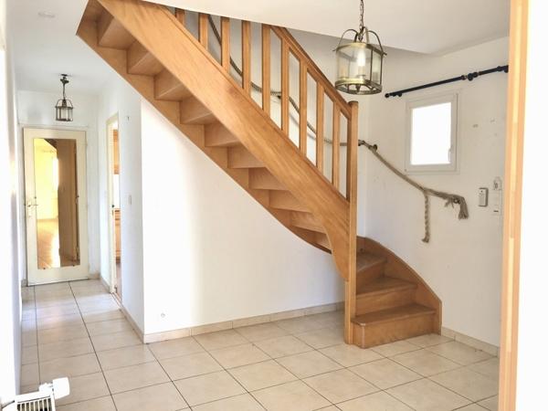 Maison à vendre |  Plomeur |  7 pièces | 144 m²