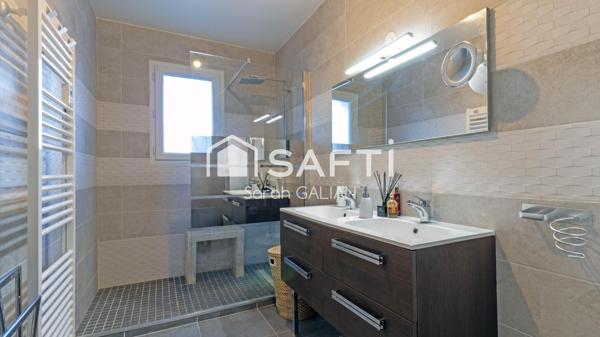 Maison individuelle de plain pied dans un domaine sécurisé