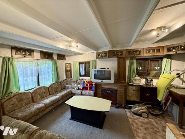 Parcelle de loisir avec étang