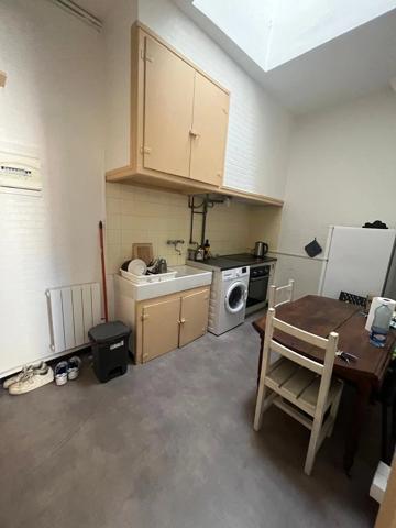Vente                                                      Appartement
                        
                     3 pièces                      34 m2                     à Perpignan
