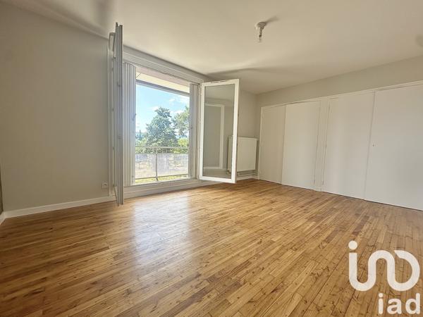 Appartement à vendre 2 pièces 56 m² Saint-Étienne-de-Saint-Geoirs