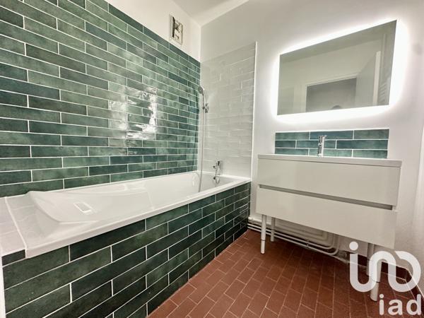 Appartement à vendre 2 pièces 56 m² Saint-Étienne-de-Saint-Geoirs