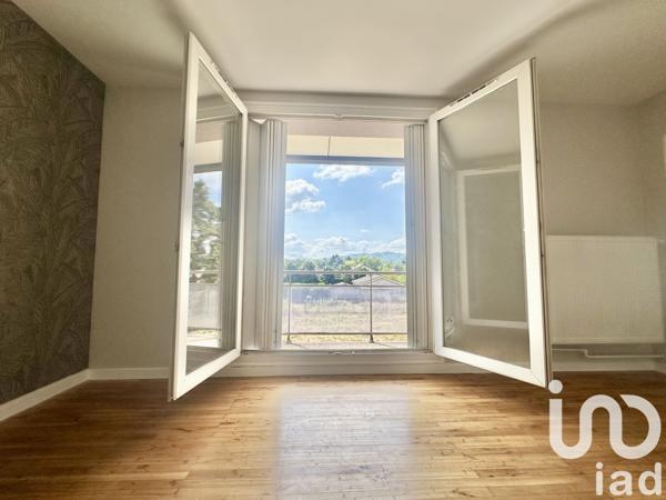 Appartement à vendre 2 pièces 56 m² Saint-Étienne-de-Saint-Geoirs