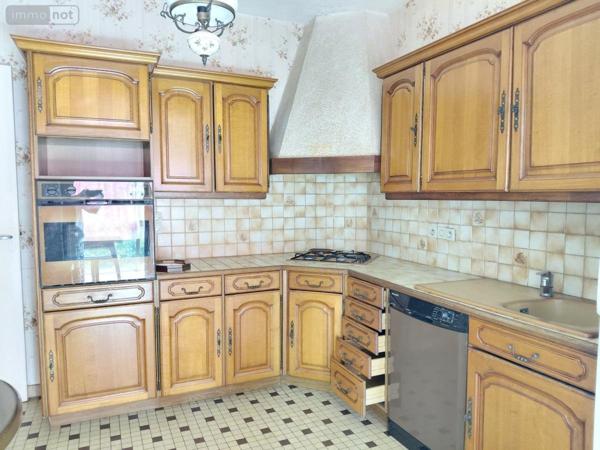 Maison à vendre à Rémalard-en-Perche dans l'Orne (61110), ref : 61068-18