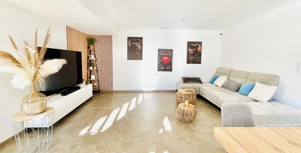 RARE ! MAISON DE PLAIN-PIED  GARAGE  PISCINE