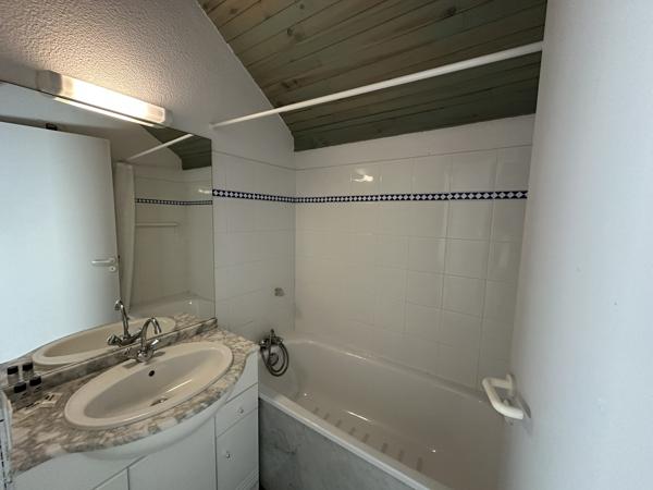 DUPLEX 2 CHAMBRES - VUE SUR LE LAC