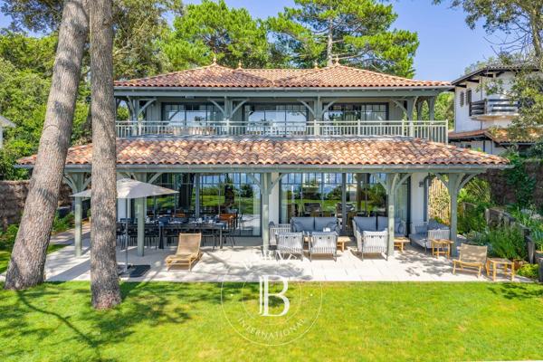 Pyla-sur-Mer, Villa  450 m² à vendre