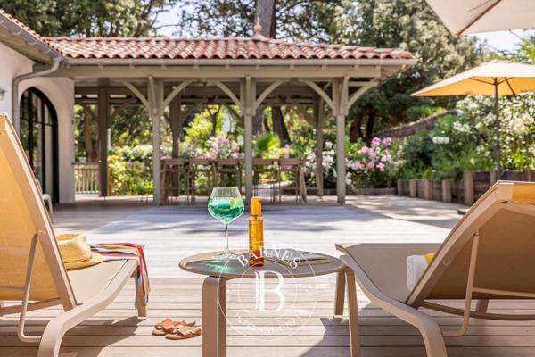Pyla-sur-Mer, Villa  450 m² à vendre