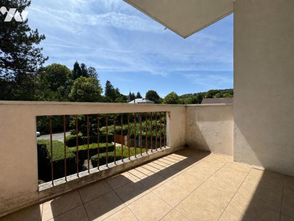 Appartement T3 avec garage cave et grenier 