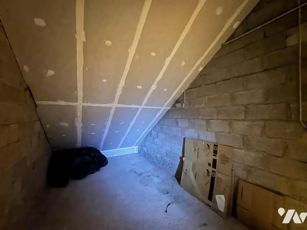 Appartement T3 avec garage cave et grenier 