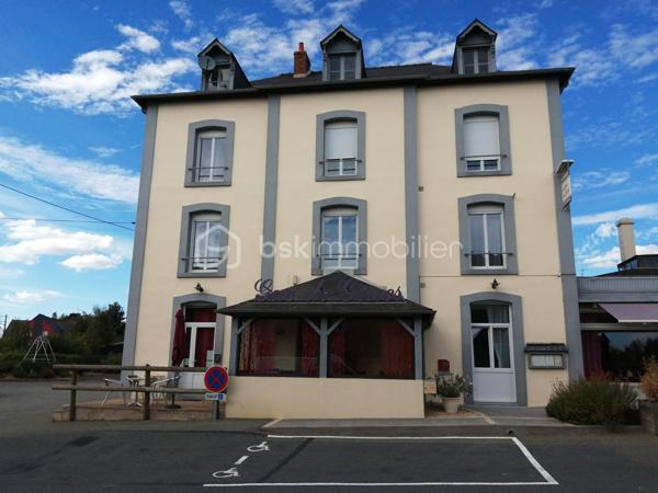 Local d activites de 550 m²