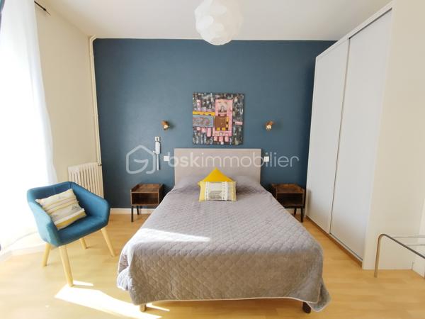 Local d activites de 550 m²