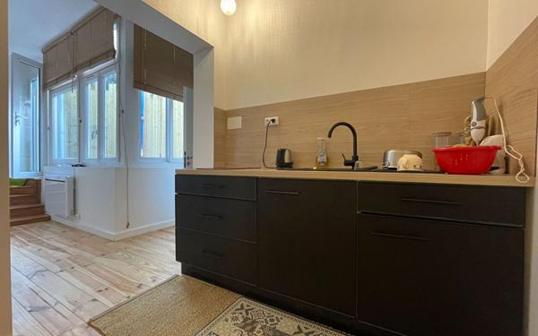 Appartement à louer    1 pièce •  Saintes