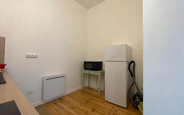 Appartement à louer    1 pièce •  Saintes