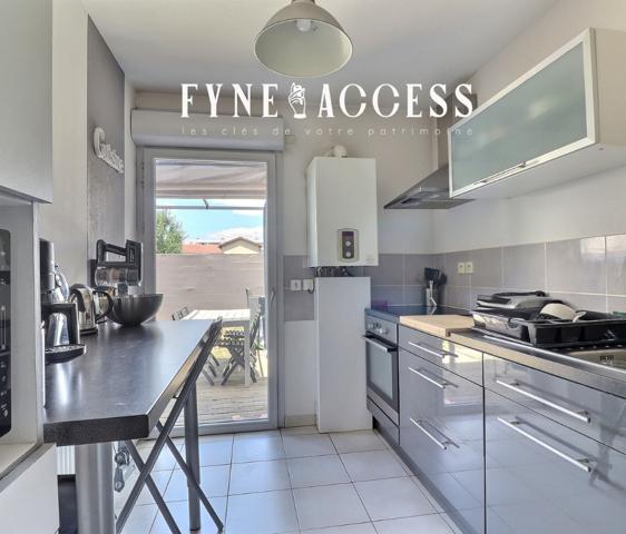 PORTES DE LYON - VÉNISSIEUX PARILLY - LIMITE LYON 8 - T3 - TERRASSE - REZ DE JARDIN - GARAGE - RESIDENCE RÉCENTE SÉCURISÉE - PROCHE TRAMWAY - BUS - METRO - GARE - A6 - A7 - ROCADE EST , Venissieux
