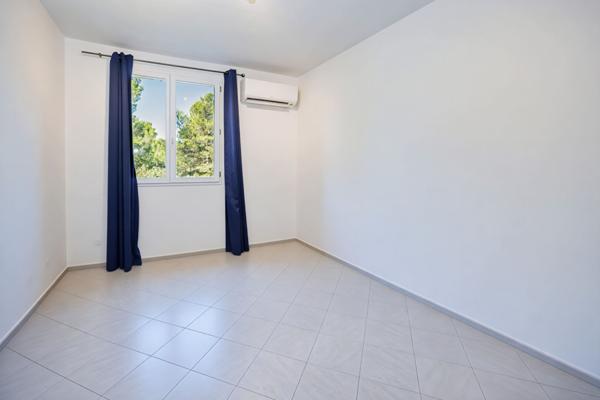 Villa Les Pennes Mirabeau  10 pièce(s) 213 m2