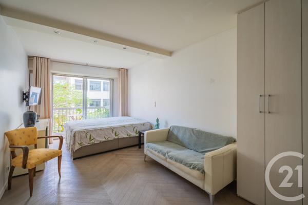 Appartement F1 à vendre  1 pièce - 30,50 m2 PARIS - 75011