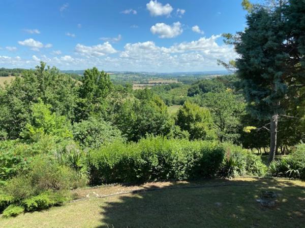 Dpt Tarn (81), à vendre PUYLAURENS maison P9 de 260 m² - Terrain de 5 571,00 m²