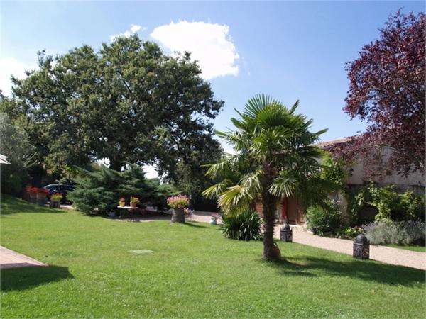 Dpt Tarn (81), à vendre PUYLAURENS maison P9 de 260 m² - Terrain de 5 571,00 m²