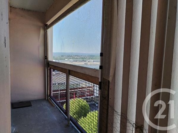 Appartement F3 à vendre  3 pièces - 73,60 m2 SOCHAUX - 25