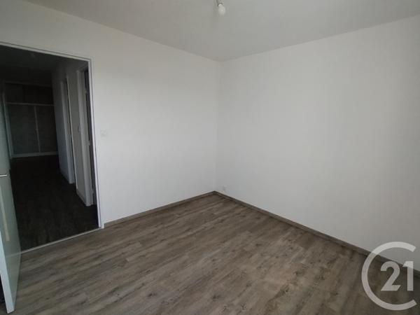 Appartement F3 à vendre  3 pièces - 73,60 m2 SOCHAUX - 25