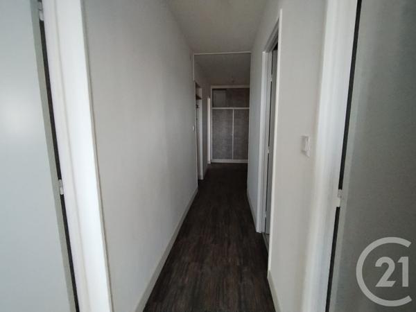 Appartement F3 à vendre  3 pièces - 73,60 m2 SOCHAUX - 25