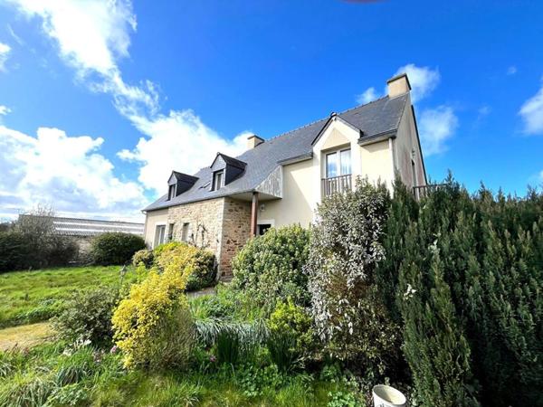 Maison + Hangar Saint Jouan Des Guerets 8 pièce(s) 193 m2 terrain 8725 M²